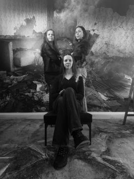 Anatomija zapuščene hiše . delavnica portretne fotografije