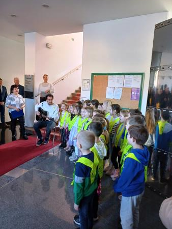 Predstavitev posebne priložnostne poštne znamke Ivarčko jezero