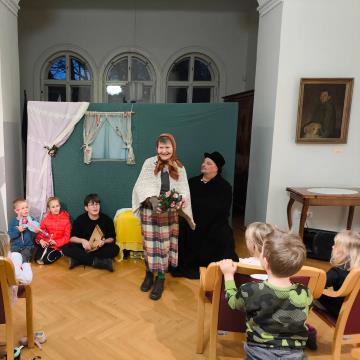 Gledališka predstava "Povodni mož''