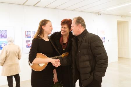 Ilustracije slovenskih ljudskih' v knjižnici