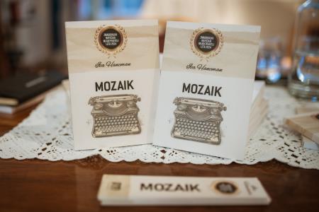 Knjižni prvenec Ive Hancman: Mozaik