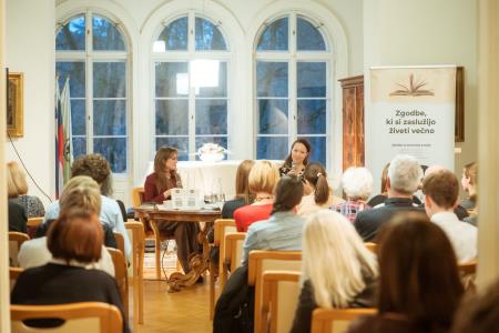 Knjižni prvenec Ive Hancman: Mozaik