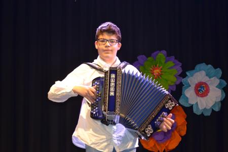 Akademija ob materinskem dnevu združuje, povezuje