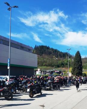 Moto žegnanje na Ravnah že petnajstič