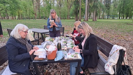 Noč knjige v Grajskem parku – To noč vas čakajo knjige