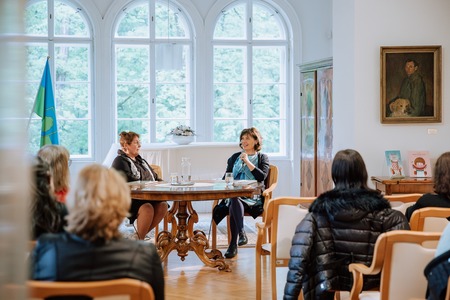 Pogovor z mag. Anjo Štefan