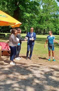 Dobrodelni kolesarski projekt DOS 2025