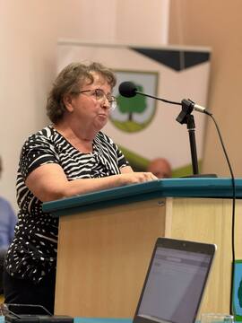 2b77ed8b-4e60-40f5-8f0d-053f2c771fd3