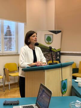 886bb168-e627-4062-9493-12091b7ac4f4