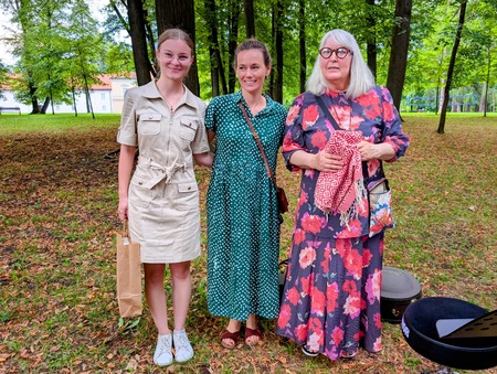 Galerija Frida v objemu ravenskega parka
