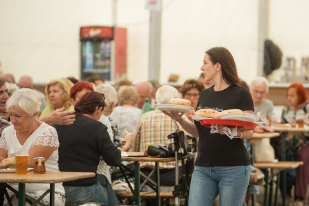Avgustovska nedelja je tradicionalno namenjena srečanju župana z upokojenci
