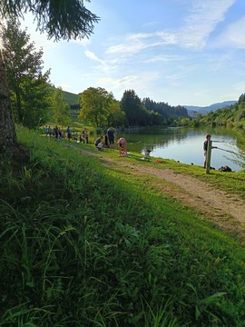 ribiško druženje za otroke na ribniku Brdinje