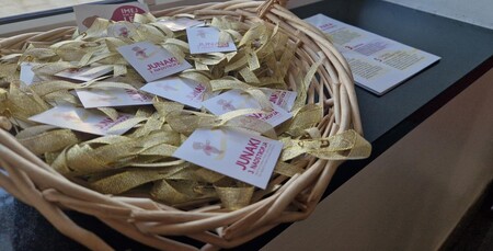 Mesec september - zlati mesec - ozaveščanja o raku pri otrocih in mladostnikih