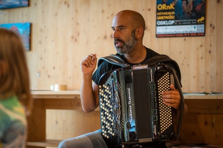 Jazz šola Ravne zaživela v Stari železarni s tridnevnimi delavnicami in koncertom