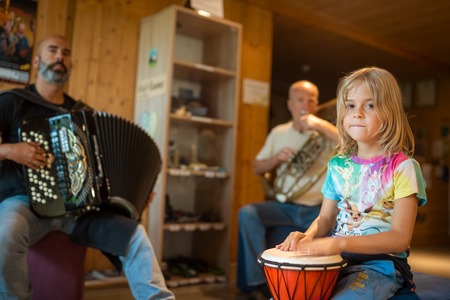 Jazz šola Ravne zaživela v Stari železarni s tridnevnimi delavnicami in koncertom