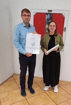 Občina Ravne prejela listino Srebrnik JSKD ob 25-letnici delovanja