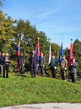 Pohod na Navrški vrh ob prazniku mesta Ravne