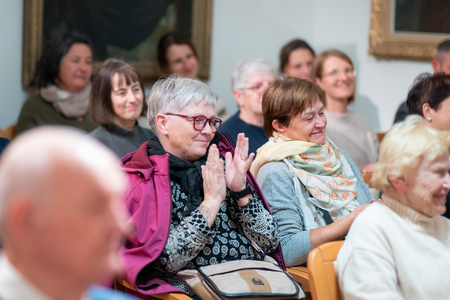 O življenju z demenco skozi knjigo Kje so moji ključi