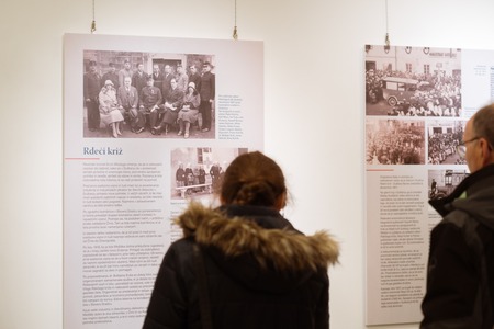 Doktor Boštjan Erat in Guštanj v prvi polovici 20. stoletja