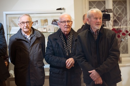 Doktor Boštjan Erat in Guštanj v prvi polovici 20. stoletja