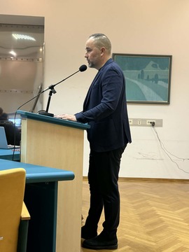 a2b4fbbc-077a-4b69-8c4b-402d604150a3