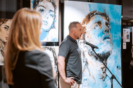 Michael Pietrowski: CONNECTED - Lines, peaks & portraits