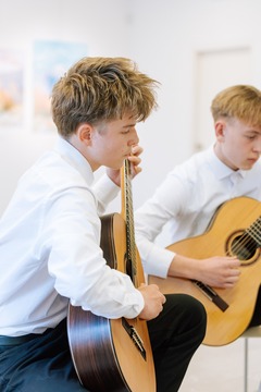 Odprtje likovne razstave del Kulturnega društva koroških likovnikov