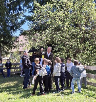 Dan odprtih vrat Čebelarskega društva Kotlje