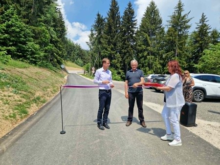 5f8439ec-bd5b-495c-86c3-752090abaeda