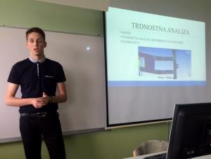 32668489_989325337941713_3589446079281627136_o