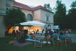 35747336_10157523243885558_220709362795020288_o