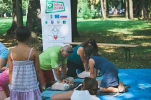 39306745_2188644474726211_4113164538700890112_n