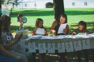 39497750_2188644614726197_7587333944865980416_n